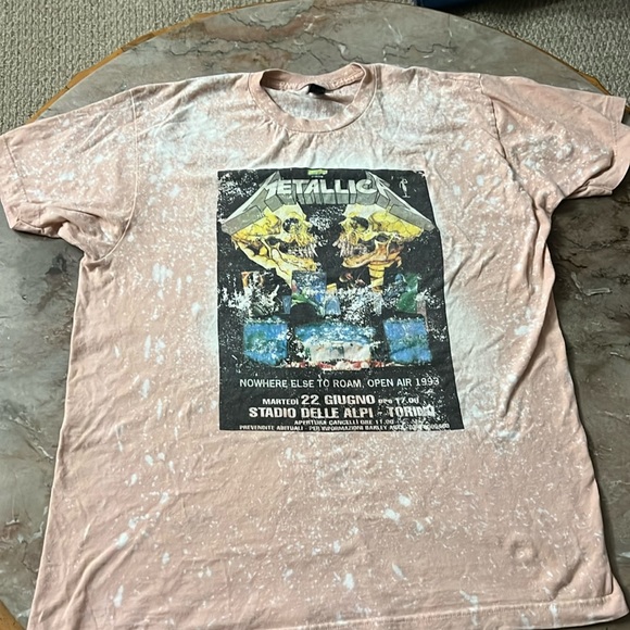 Pink Metallica concert T shirt - Picture 1 of 2